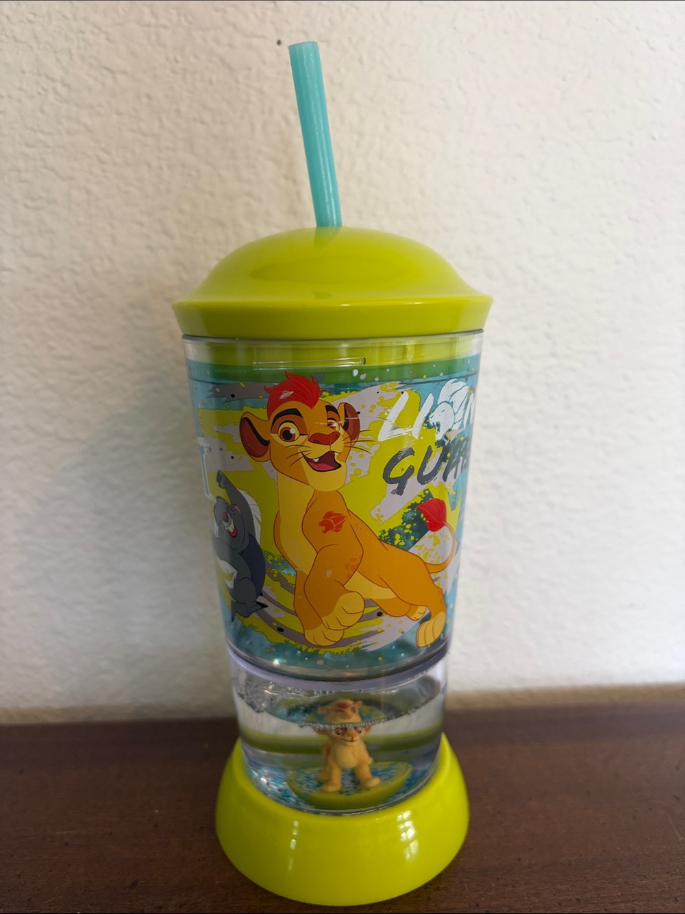 Disney Lion King Lion Guard Green Kids Snow Globe Tumbler with Straw